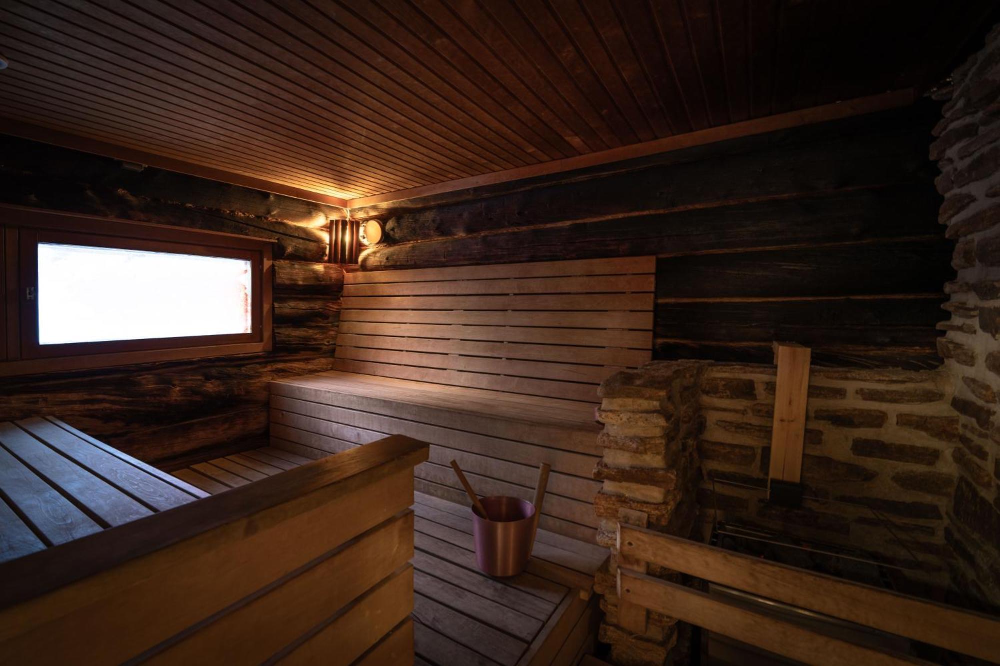 Kuukkeli Log Houses Aurora Resort Saariselka Exterior photo